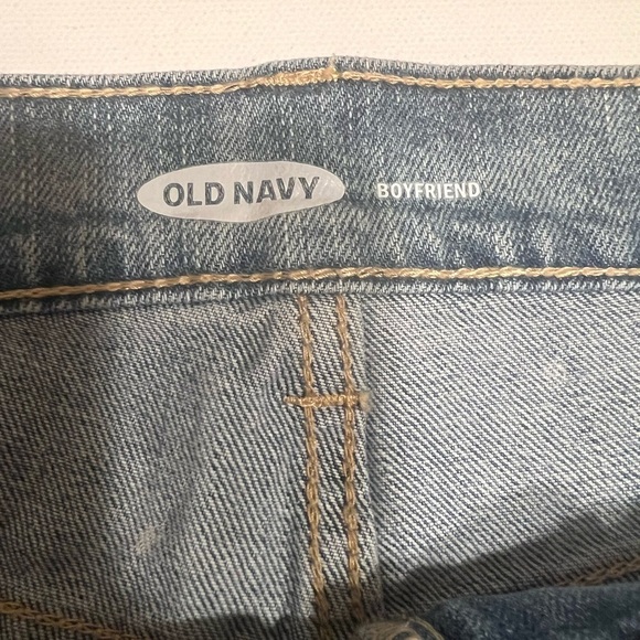 EUC Old Navy Splatter BF Denim cutoff shorts size 6 (R) - Picture 4 of 6